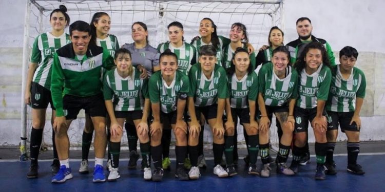 El fútsal femenino de Banfield sumó de a tres ante Libertadores.