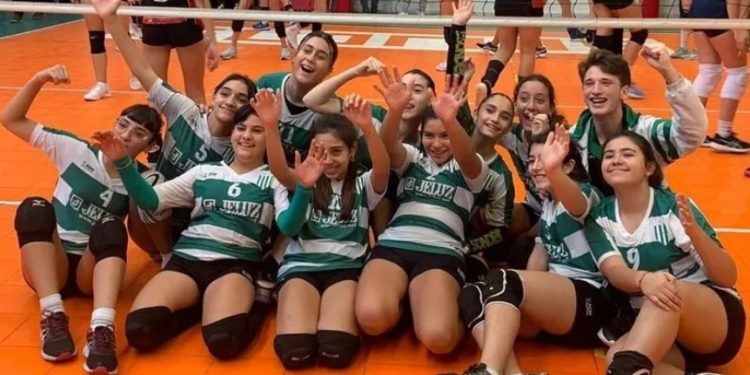 Vóley: La categoría sub13 femenina de Banfield gritó CAMPEÓN