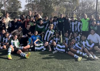 La Sub 19 femenina volvió a sumar de a tres