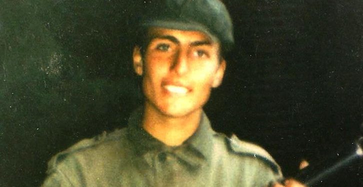 Se conmemora un nuevo Día del Héroe de Malvinas Banfileño