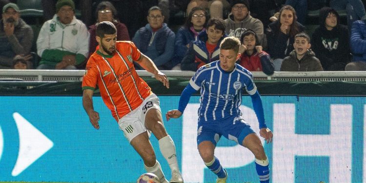 Emanuel Insua: «Me encantaría poder seguir en Banfield»