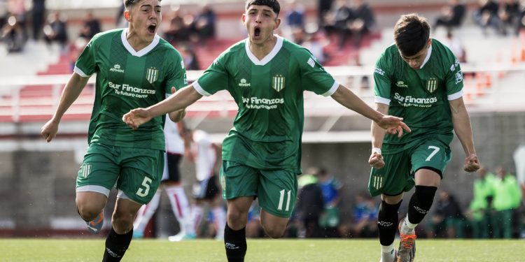Gran victoria de la reserva de Banfield ante River