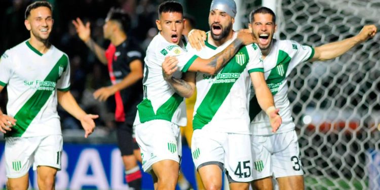 Banfield buscará la clasificación ante Independiente
