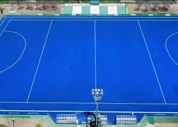 Hóckey: El club inauguró la cancha de Hóckey en el predio