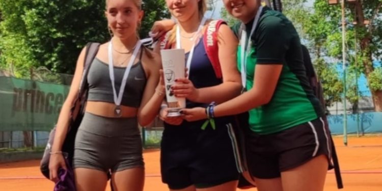 Tenis: Las damas libres no pudieron con el Portal