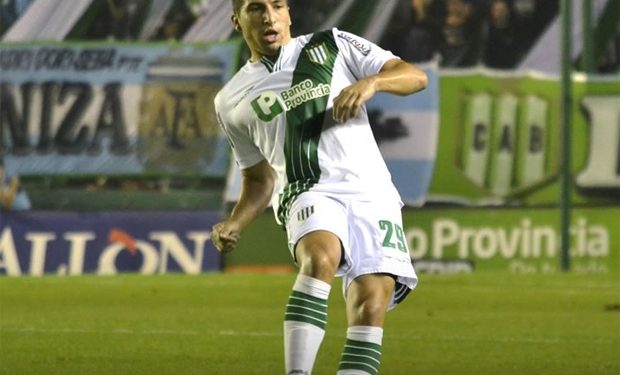 San Lorenzo tiene en carpeta a tres futbolistas de Banfield