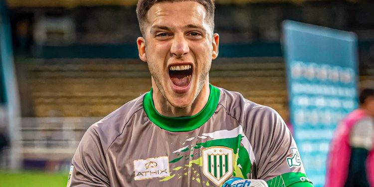 Cambeses, entre Racing y Vélez