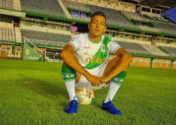 Emanuel Coronel en la mira de Rosario Central