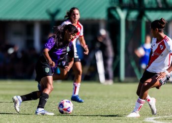 Fútbol Femenino: Banfield no pudo con river