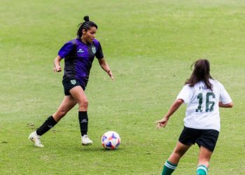 Fútbol femenino: Banfield goleó a Excursionistas