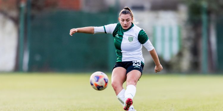 Banfield buscará una victoria ante la Academia