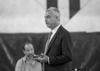 Las mentiras tienen patas cortas