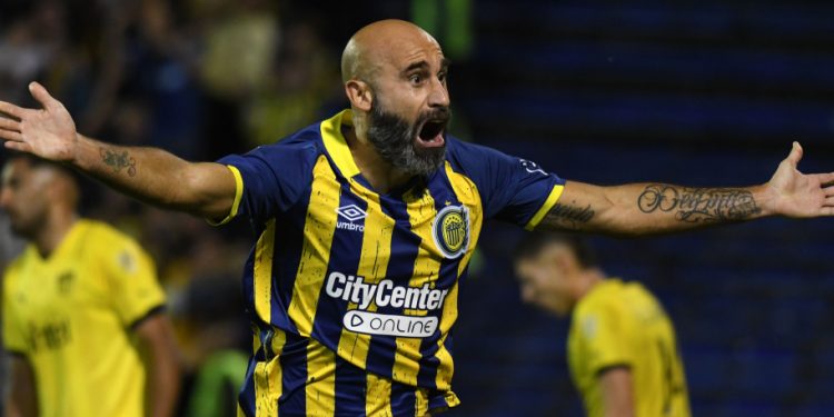 Carlos Quintana, el central que quiere Munúa